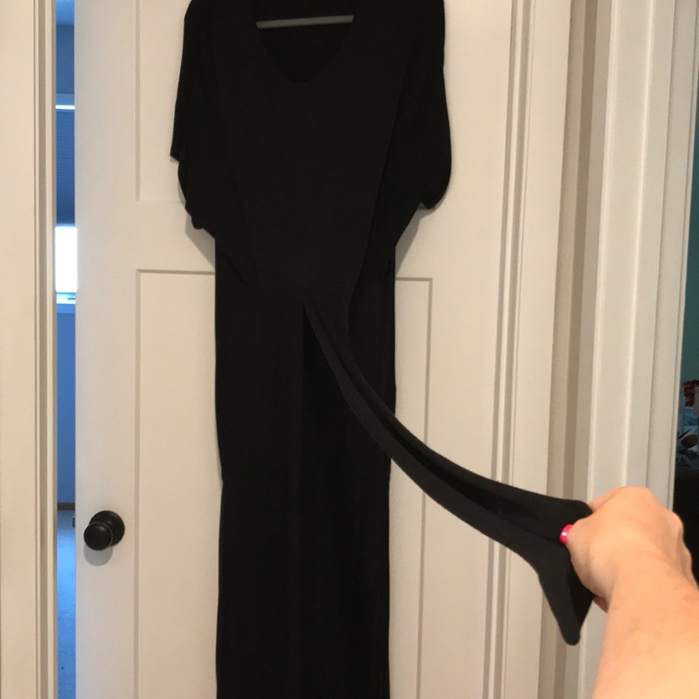 Super fun Maxi dress, wrap waist, high side slits
